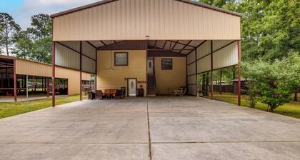 Point Blank Vacation Rental w/ Large Patio!