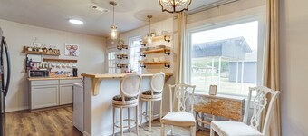 Pet-friendly North Texas Home w/ Spacious Yard!