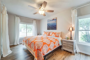 House (3 Bedrooms) | Interior - Pet-friendly North Texas Home w/ Spacious Yard! (Haskell)