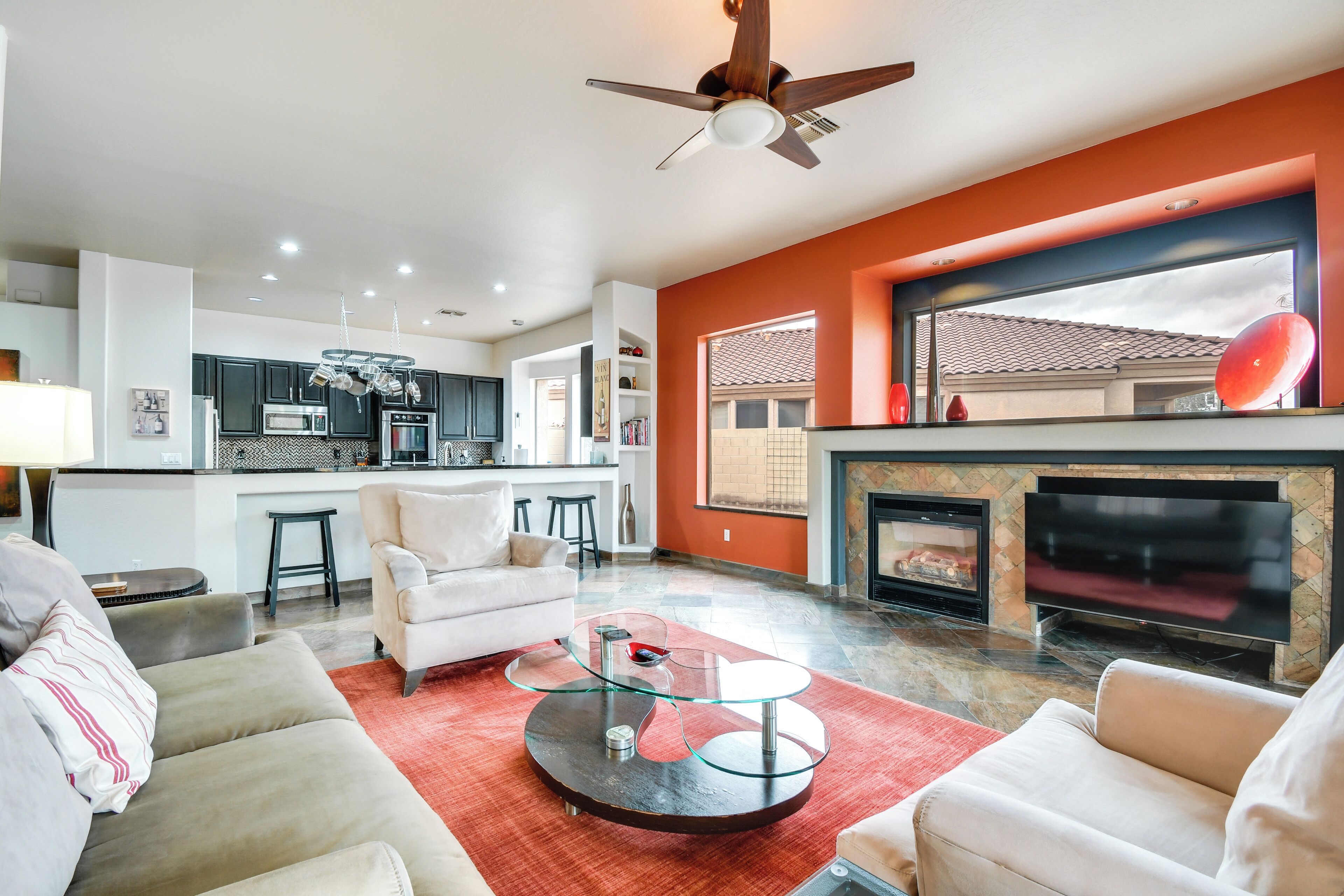 House (2 Bedrooms) | Interior