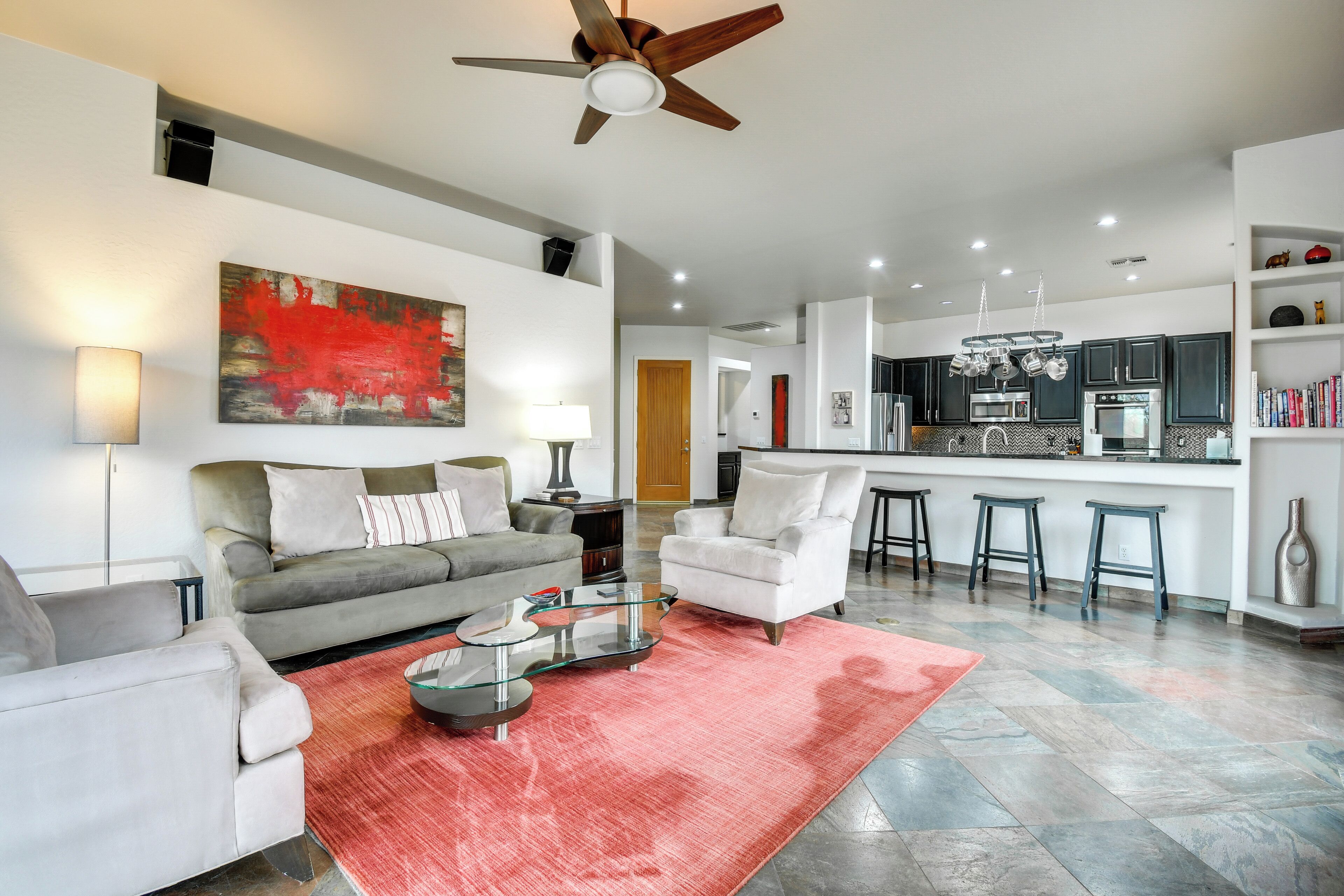 House (2 Bedrooms) | Interior