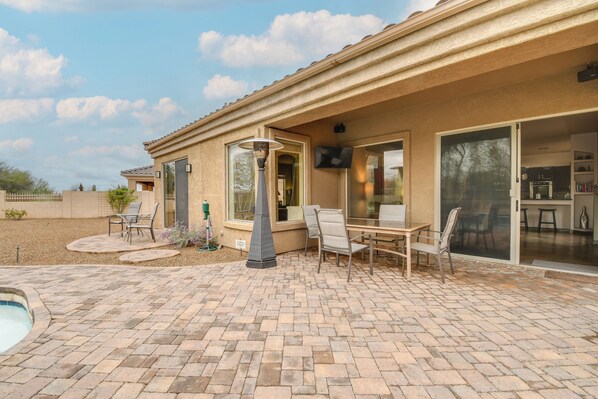 Interior - Private Pool & Pergola: Arizona Vacation Rental (Phoenix)