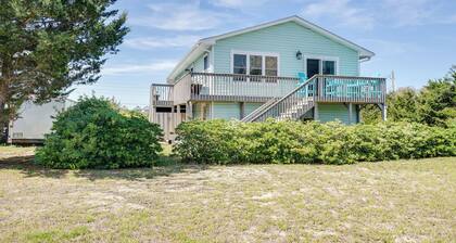 Charming Surf City Beach House - Walk to Ocean!