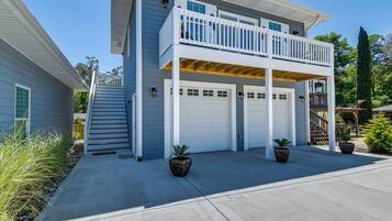 Apartment (0 Bedroom) | Interior