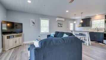 Apartment (0 Bedroom) | Interior