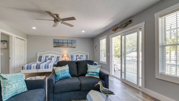 Apartment (0 Bedroom) | Interior