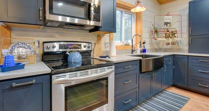 Cozy Ossipee Vacation Rental: Walk to Beach!