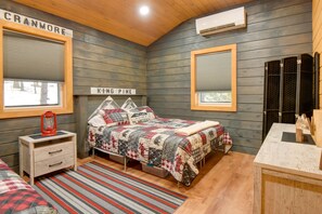 1 bedroom, free cribs/infant beds, bed sheets - Cozy Ossipee Vacation Rental: Walk to Beach! (Center Ossipee)