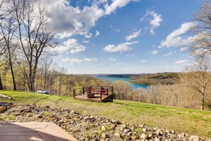 House (3 Bedrooms) | Interior - Eureka Springs Vacation Rental Near Beaver Lake! (Eureka Springs)