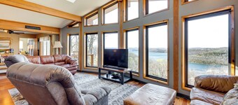 Eureka Springs Vacation Rental Near Beaver Lake!