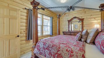 House (1 Bedroom) | Interior