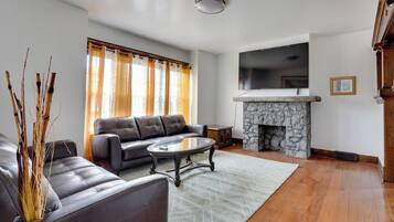 Apartment (4 Bedrooms) | Front of property