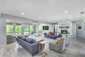Interior - Luxury Granbury Home w/ Private Boat Dock! (Granbury)
