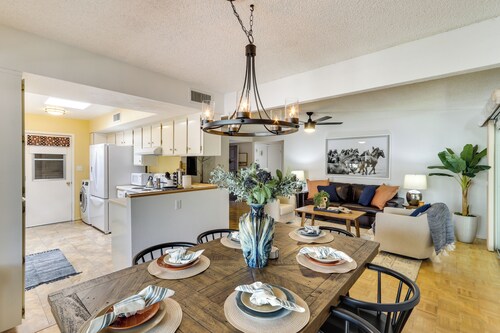 5 Mi to Ocotillo Golf Course: Chic Sun Lakes Home!