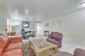 House (4 Bedrooms) | Interior - Casa Grande Home Near Golf, Dining & Shops! (Casa Grande)