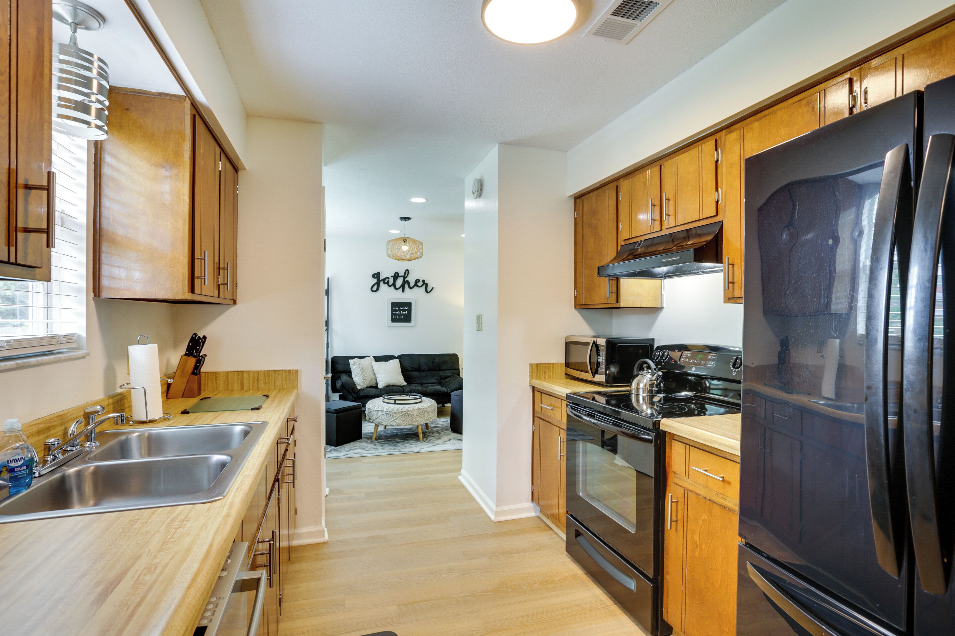 House (3 Bedrooms) | Interior