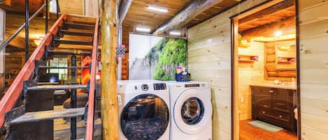 House (1 Bedroom) | Interior