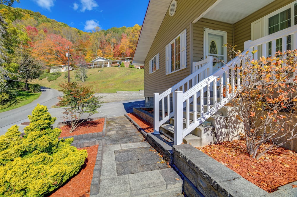 Laptop-friendly Appalachian Mountain Retreat! - Partridge, KY