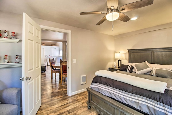 House (3 Bedrooms) | Interior - Deck & Grill: Pet-friendly Lakeside Cabin (Lakeside)