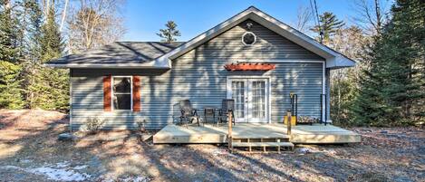 House (4 Bedrooms) | Front of property