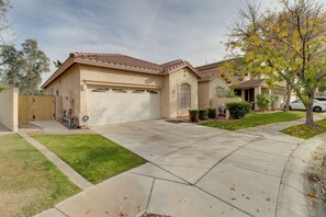 House (4 Bedrooms) | Interior - Phoenix Resort Home w/ Private Pool ~ 8 Mi to Dtwn (Phoenix)