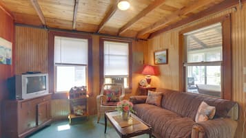 Cottage (3 Bedrooms) | Interior