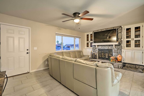 House (3 Bedrooms) | Interior