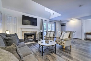 Apartment (1 Bedroom) | Interior