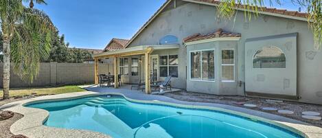 Casa (3 Bedrooms) | Vista frontal de la propiedad