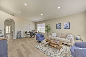 House (3 Bedrooms) | Interior - Private Pool & Fenced Yard: Phoenix Home (Phoenix)