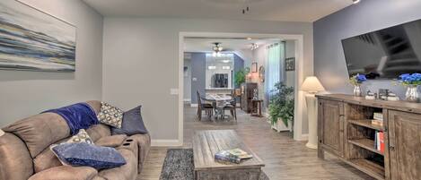 Apartemen (3 Bedrooms) | Bagian depan properti