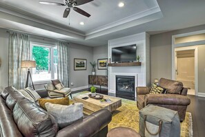 House (4 Bedrooms) | Interior