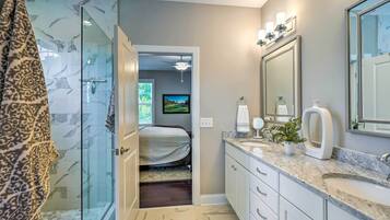 Rumah (4 Bedrooms) | Interior