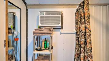 Apartment (0 Bedroom) | Interior