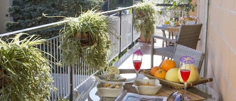 Apartment, Smoking | 2 bedrooms