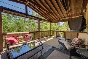 House (2 Bedrooms) | Interior - A-frame Munds Park Retreat: 35 Miles to Snowbowl (Munds Park)