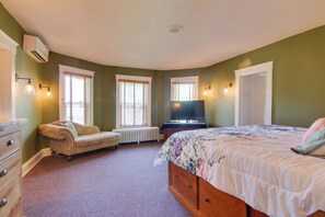 House (5 Bedrooms) | Interior