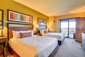 2 bedrooms, iron/ironing board, bed sheets - Park City Condo: Steps to Canyons Village & Skiing (Park City)