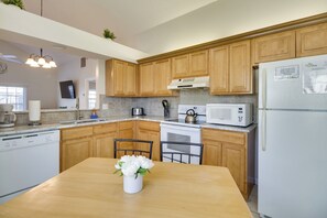 單棟房屋 (2 Bedrooms) | 內部