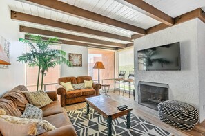 Appartement (3 Bedrooms) | Coin séjour