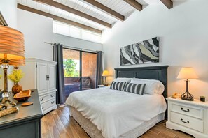 Apartment (3 Bedrooms) | Interior - 3 Mi to Old Town: Scottsdale Condo w/ Pool & Lake (Paradise Valley)