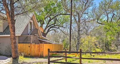Riverside Tree House Suite w/ Balcony & Grill