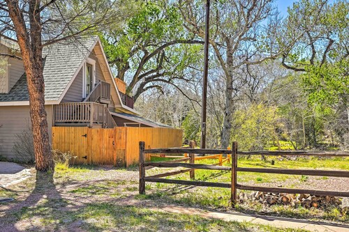 Riverside Tree House Suite w/ Balcony & Grill