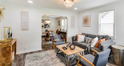 Single-story Home < 1 Mi to Tuskegee University!