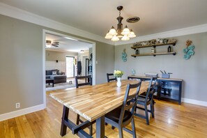 Dining - Lawrenceburg Family Home w/ Seasonal Pool! (Lawrenceburg)