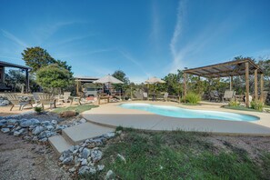 House (4 Bedrooms) | Interior - New Braunfels Home w/ Pool 2 Mi to Guadalupe River (New Braunfels)