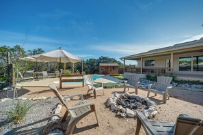 Interior - New Braunfels Home w/ Pool 2 Mi to Guadalupe River (New Braunfels)