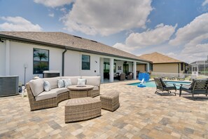 Interior - Pool & Gulf Access Canal: Chic Cape Coral Home! (Cape Coral)