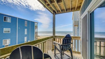 Apartment (2 Bedrooms) | Front of property