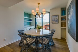 Dining - Port Aransas Vacation Rental w/ Pools - Near Beach (Port Aransas)